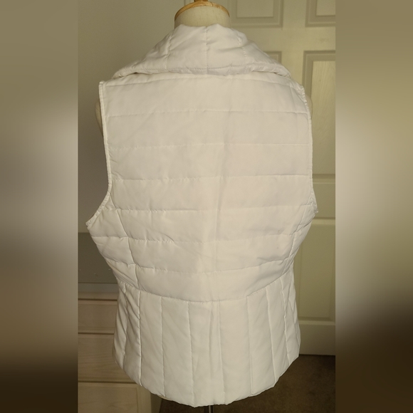 Kenneth Cole Down Vest - Picture 3 of 4